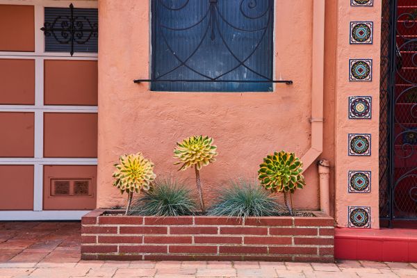 Brick Planter Installation in Columbia